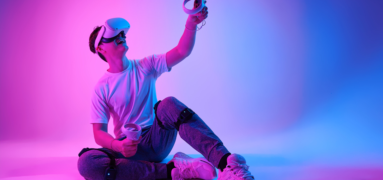 Refract Technologies unveils AXIS Lite, the newest VR accessory for gamers and creators